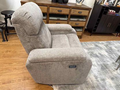 Synergy 'Austin' Power Recliner
