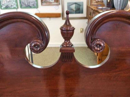 Ethan Allen Four Poster Full Bed in Cherry