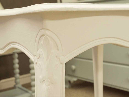 White Painted Scallop Edge Side Table