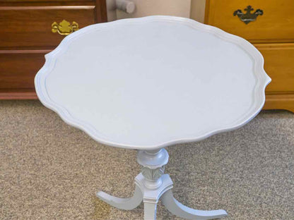 Pie Crust Accent Table in White Finish