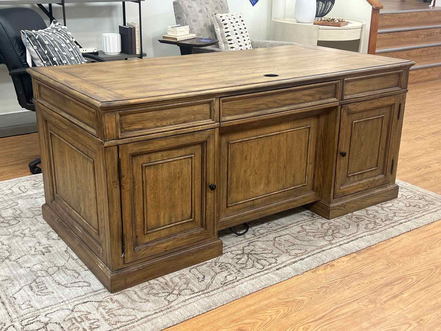Haverty Furniture Weathered Wood Partner's Desk