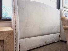 MG+BW  Dove Gray Upholstered Queen Wing Bed