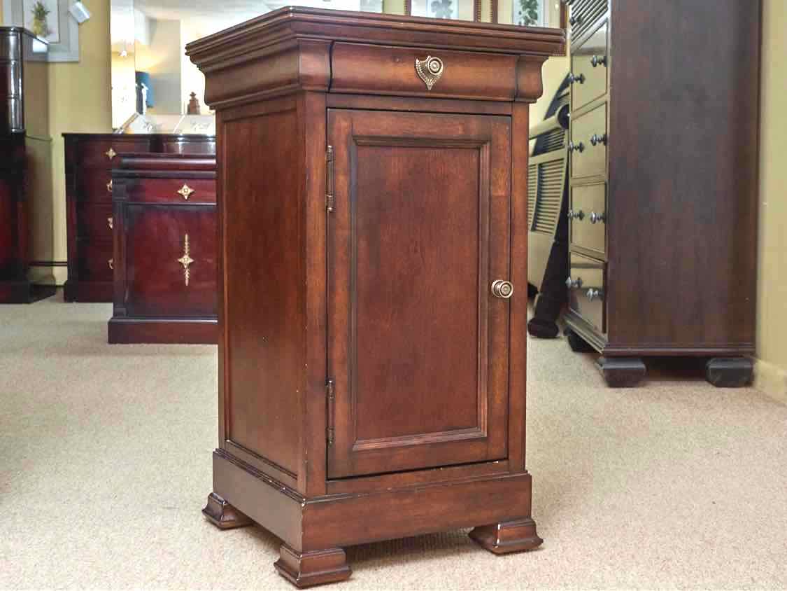Bassett Nightstands