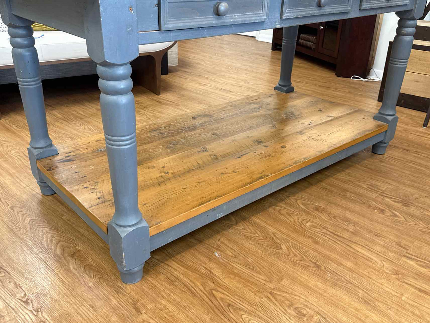 Rustic Grey Pine Island