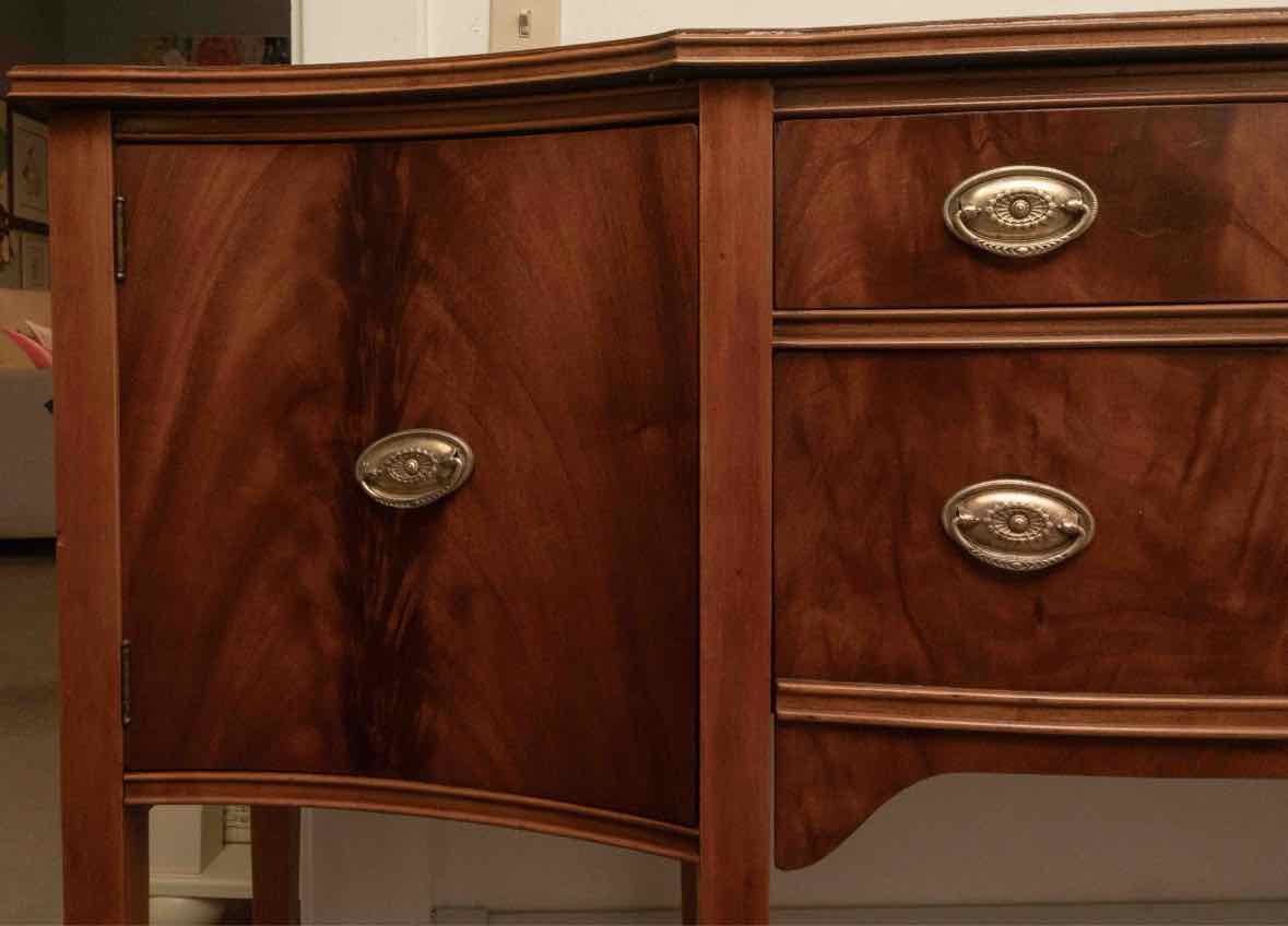 Mahogany Serpentine 2 Drawer & 2 Door Server