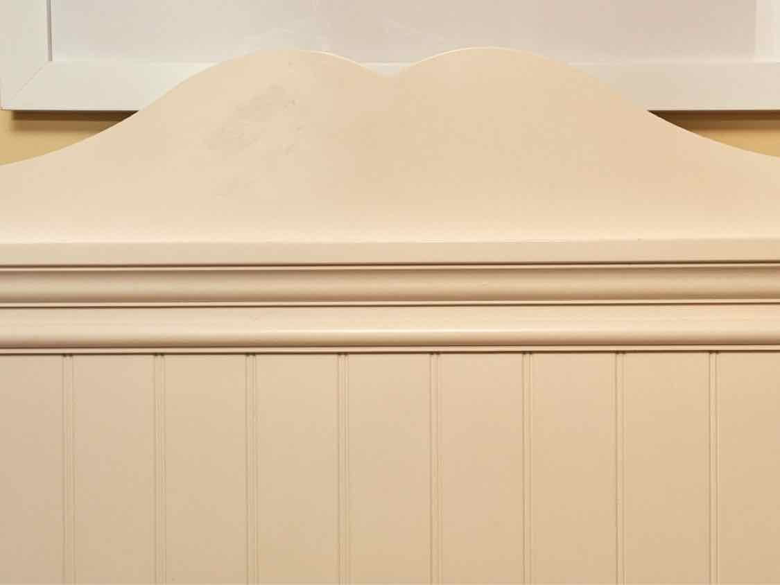 Legacy Kids White Arch Beadboard Twin Bed