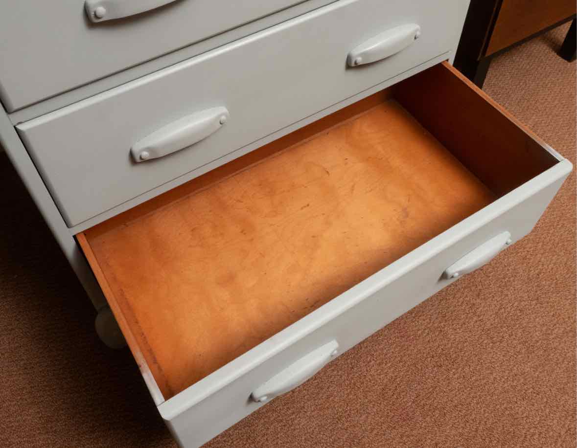 Solid Maple 5 Drawer With Wooden Knobs In Fog Blue Finish Chest