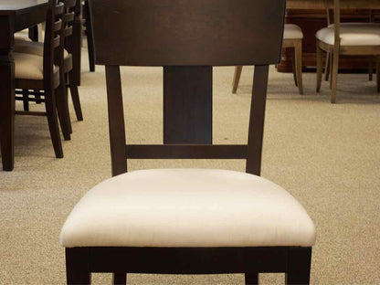 Gat Creek Sabin 84" Extension Dining Table in Maple  & Set of 6 Thea Chairs