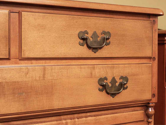 Vermont Winooski Inc  Solid Rock Maple 5 Over 2 Drawer Chest