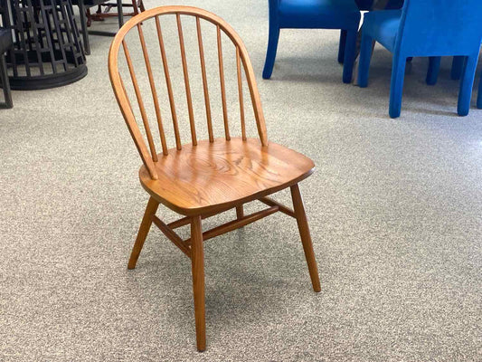 Set of 6 Nichols & Stone 'Claud Bunyard' Windsor Oak Dining Chairs