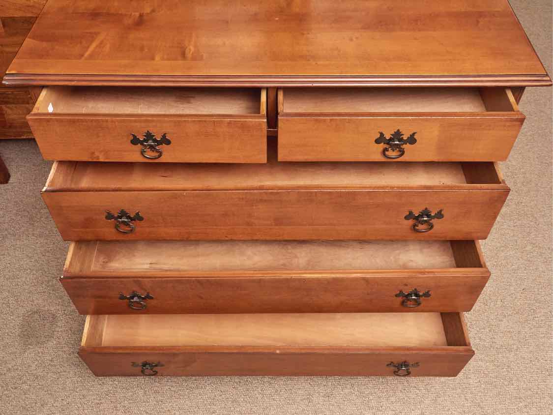 Cherry 5 Drawer Fluted Columns Chest