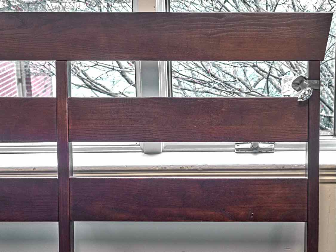 Ethan Allen King Bed in Espresso Finish Oak