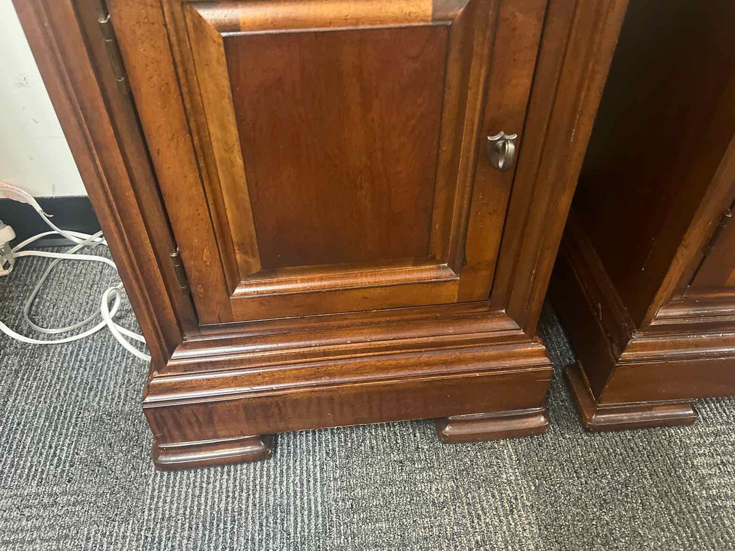Pair of Marble Topped Thomasville Side Tables