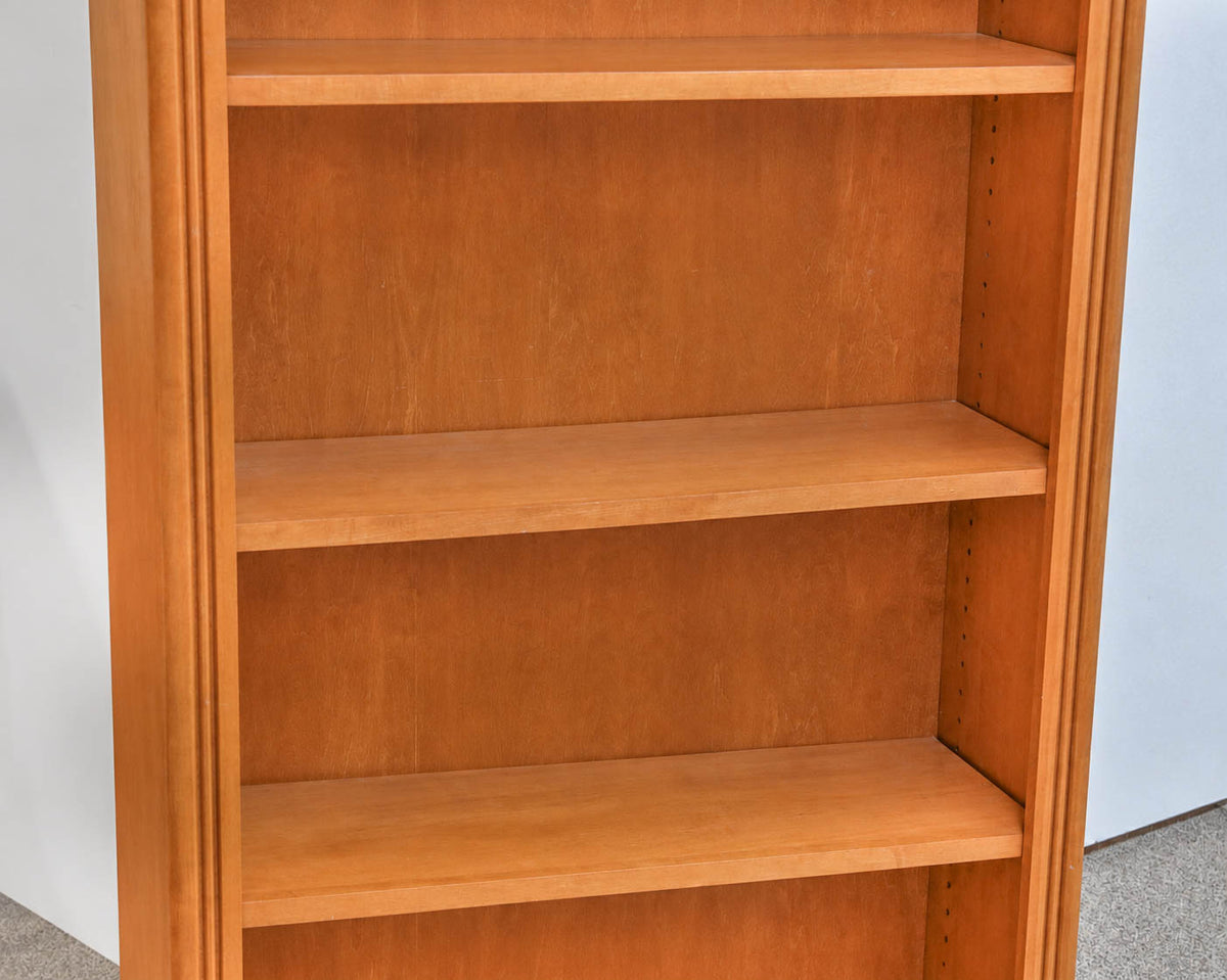 Maple Adjustable Four Shelf Bookcase W/ Reeded   Sides