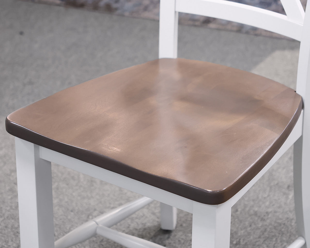 Canadel 48" Round Dining Table With Four Chairs