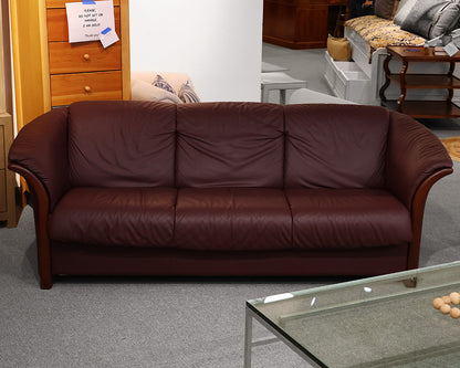 Ekornes Sofas Leather 3-Cushion Sofa