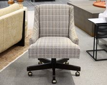 Ethan Allen Ajustable Desk Chair