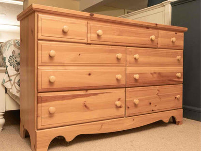 Vaughan Bassett Pine 7 Drawer  Dresser