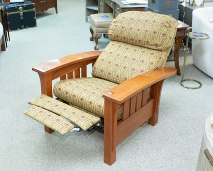 Stickley Bustle Back Cherry Bow Arm Morris Reclining Chair