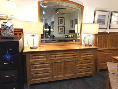 Thomasville 'Eastlake' Washed Oak Triple Dresser & Mirror