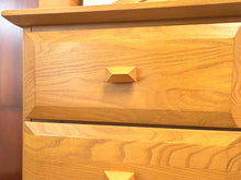 Vaughan Bassett 7 DrawerOak  Dresser