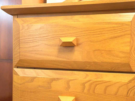 Vaughan Bassett 7 DrawerOak  Dresser