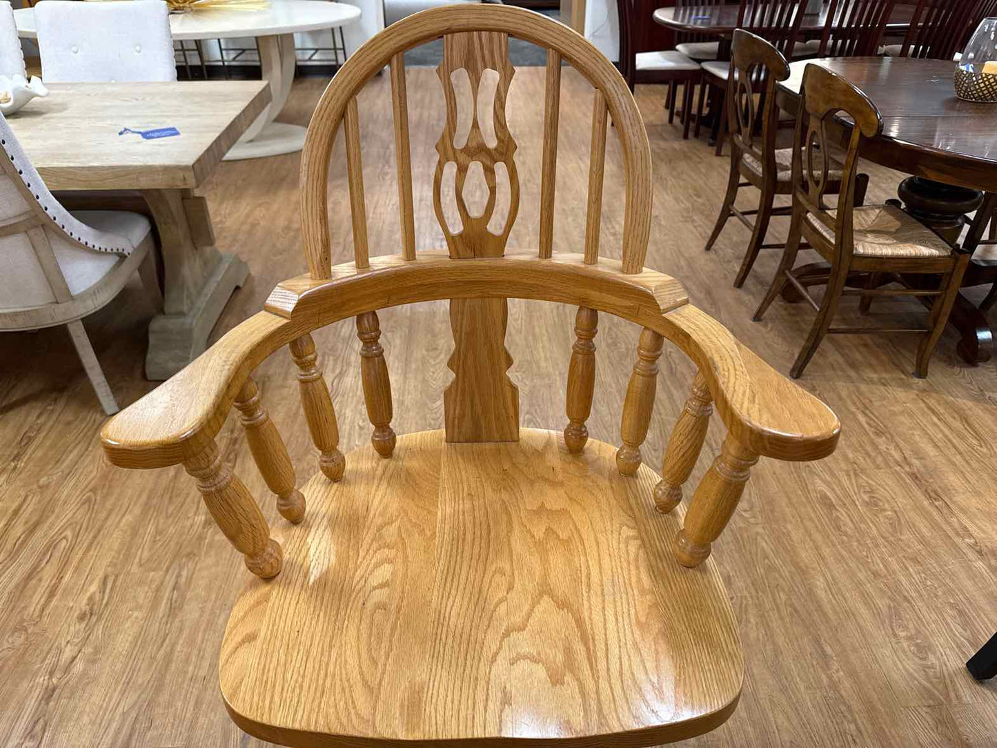 Oak Specialists Furniture Pub Table & Barstool Set