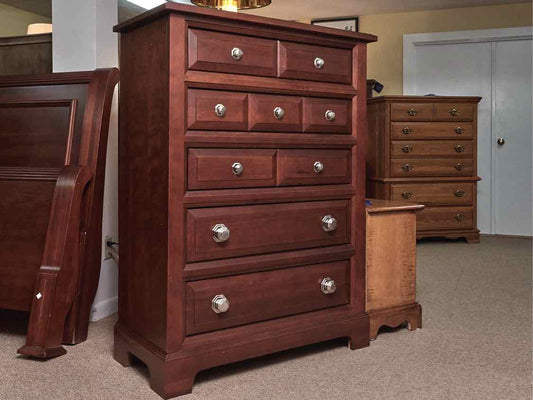 Vaughan Bassett Cherry Finish 5 Drawer  Chest