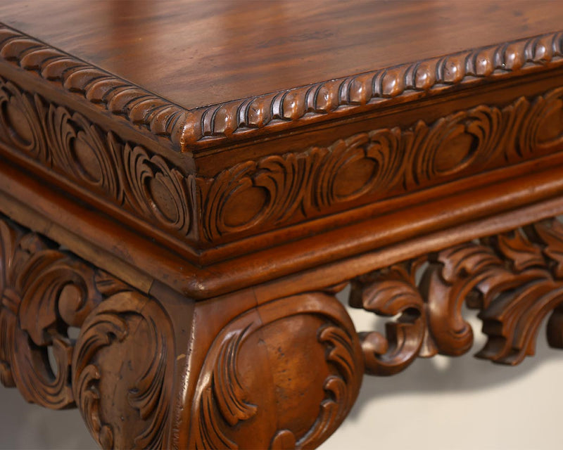 Chippendale Carved Console with Acanthus Leaf Motif