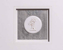 Palm Tee Intaglio Double Ivory Matt In Black Frame