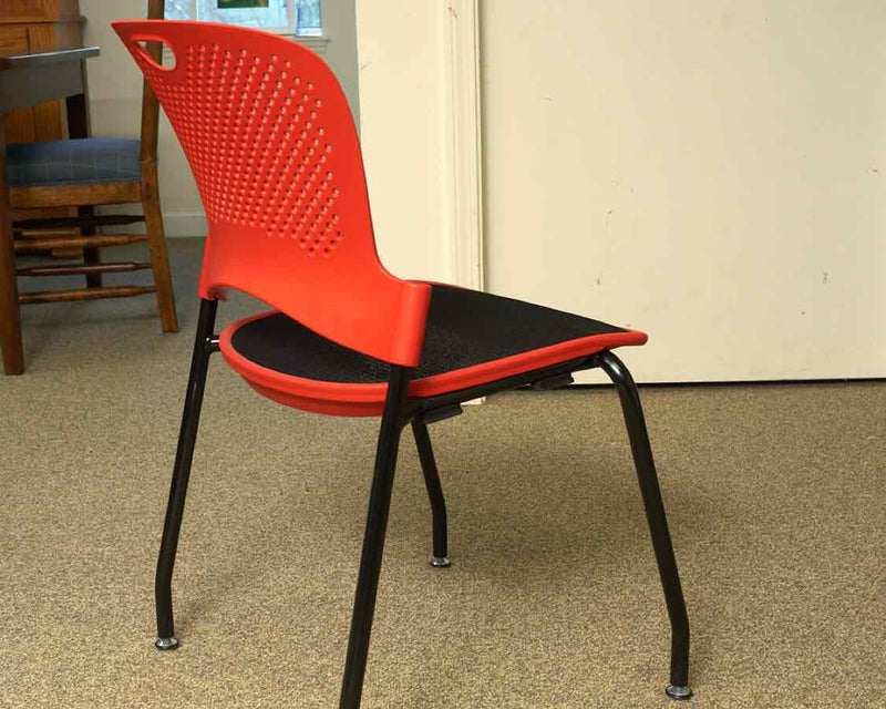 Set of 5 Herman Miller Caper Stacking Chairs in Red