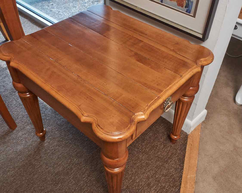 Ethan Allen Maple Cookie Cuttter Edges Turned Legs 1 Drawer  Side Table
