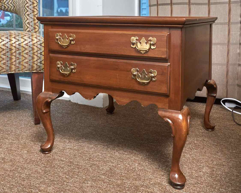 Ethan Allen Mahogany Queen Anne 2 Drawer  Side Table