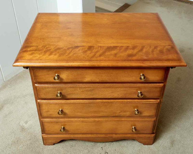 Cushman Colonial Maple 4 Drawer Bed Side Chest
