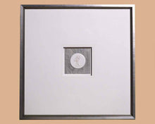 Palm Tee Intaglio Double Ivory Matt In Black Frame
